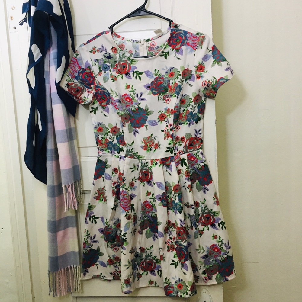 Pretty Floral Dress